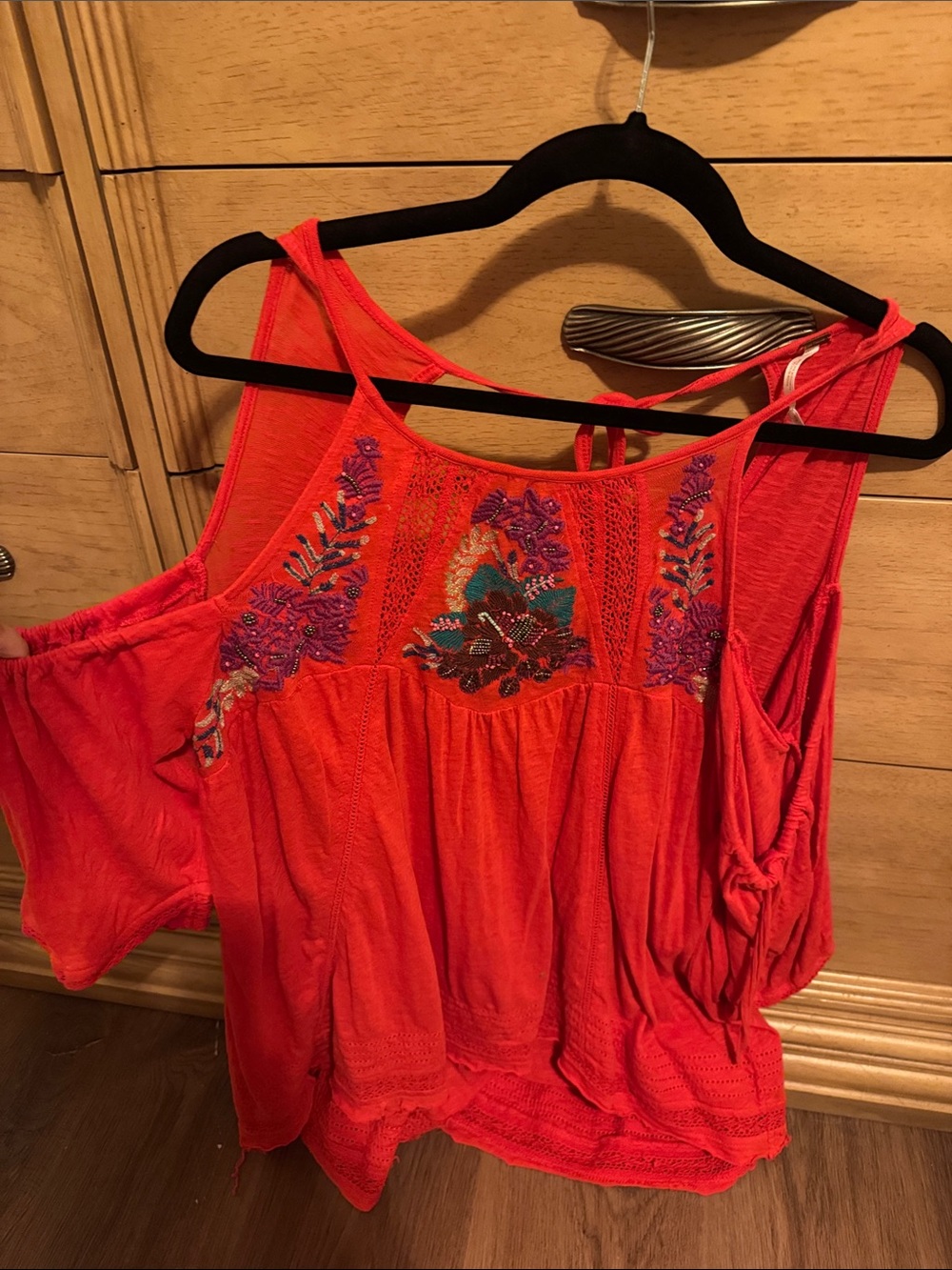Free People Embroidered Cold-Shoulder Women's Top - Red